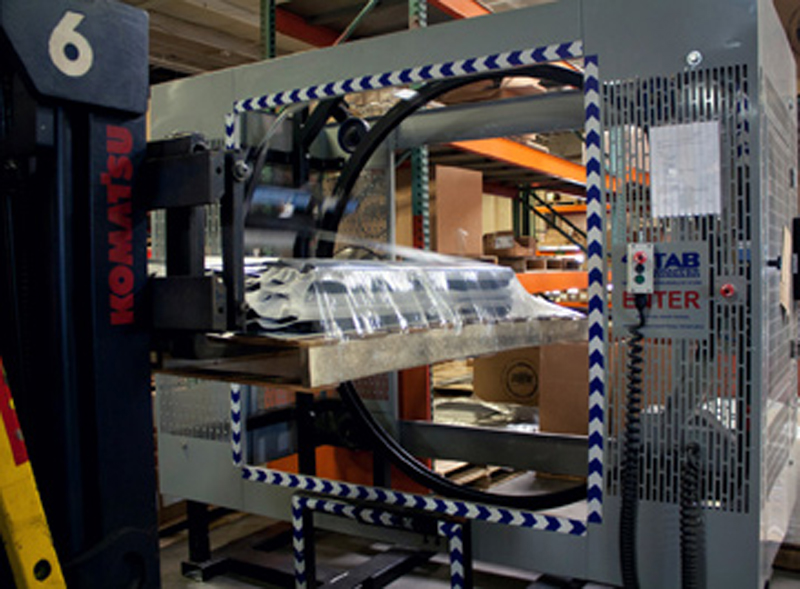 TAB-Wrapper-Tornado-Wraps-Around-Pallet-at-DeWys-Manufacturing-Up-Close-Web